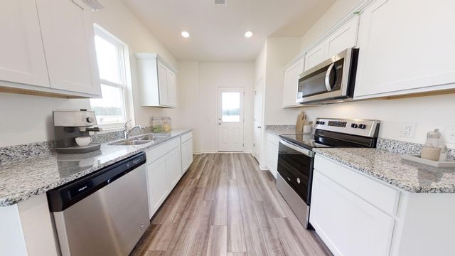 1248 Carriage Wood Circle, Ridgeville, SC 29472