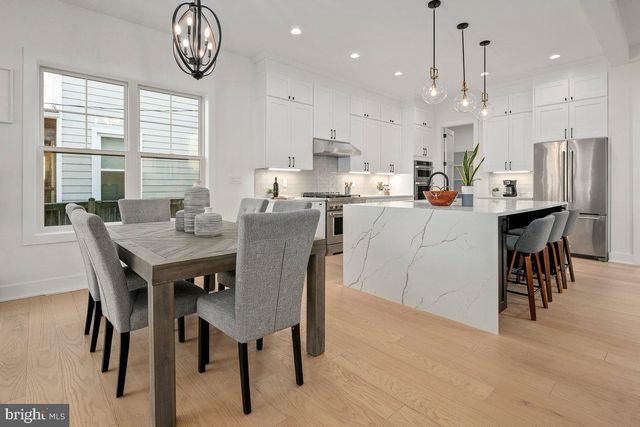 5900 9TH ST N, Arlington, VA 22205