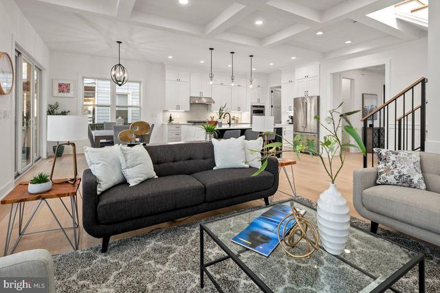 5900 9TH ST N, Arlington, VA 22205