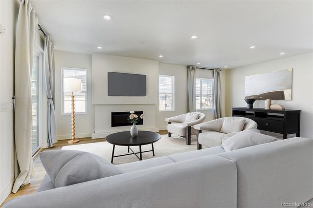 8733 Arriba Drive, Littleton, CO 80125