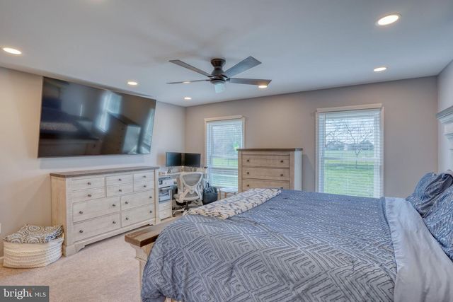 1542 FORREST AVE, Dover, DE 19904