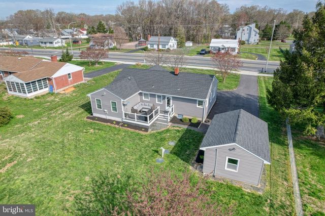 1542 FORREST AVE, Dover, DE 19904