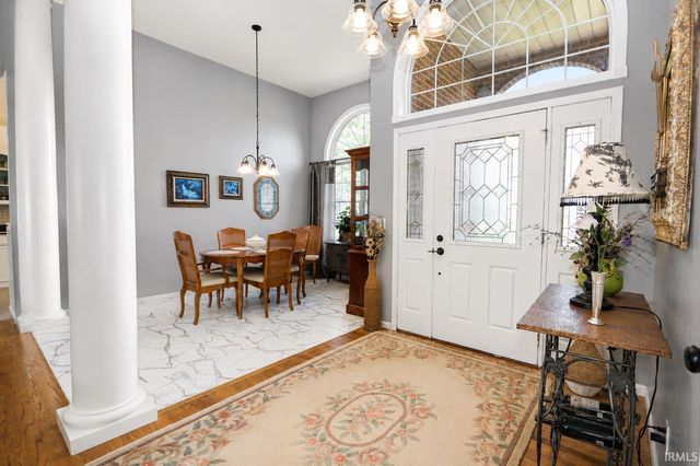 51529 Primrose Road, South Bend, IN 46628