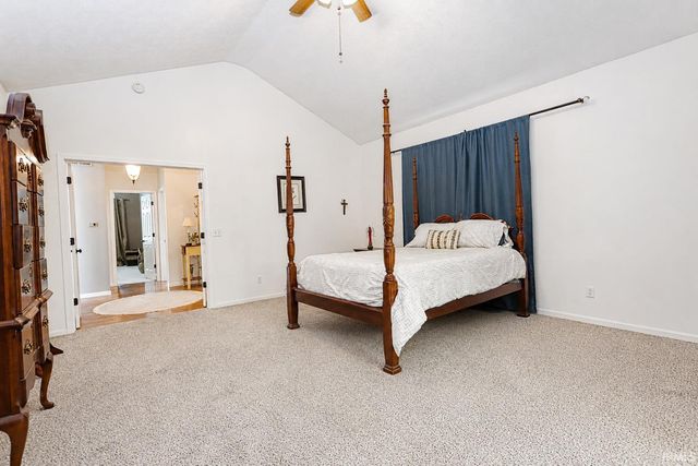 51529 Primrose Road, South Bend, IN 46628