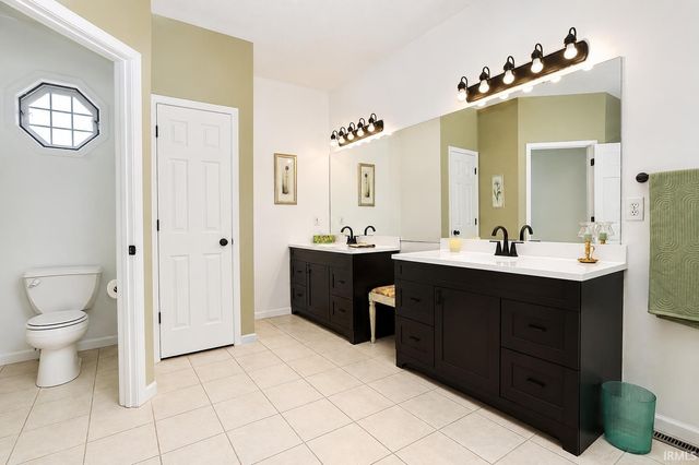 51529 Primrose Road, South Bend, IN 46628