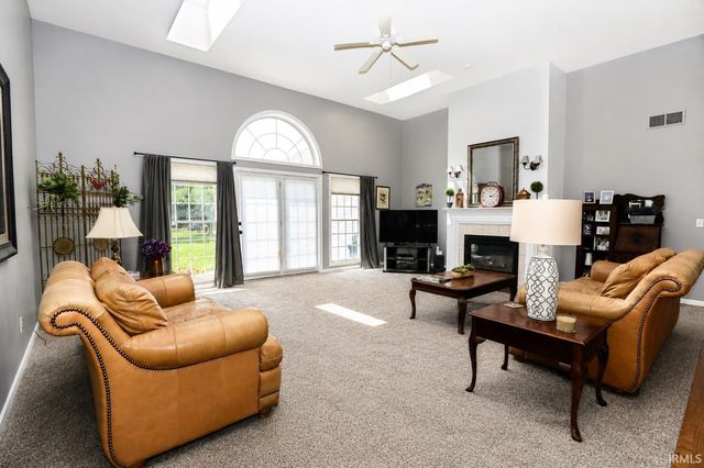 51529 Primrose Road, South Bend, IN 46628