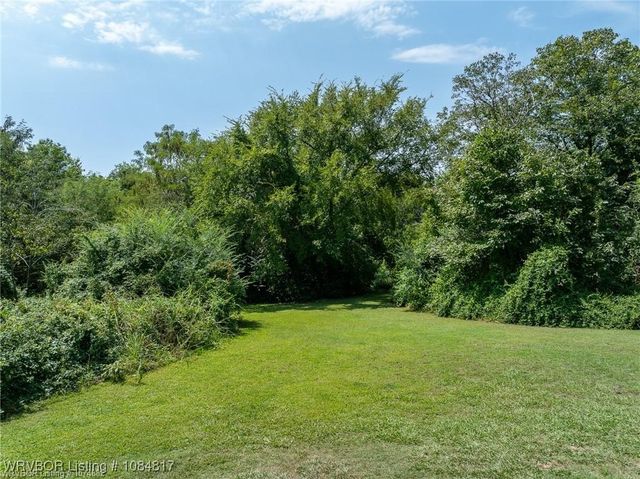 511 Mayfield Drive, Roland, OK 74954