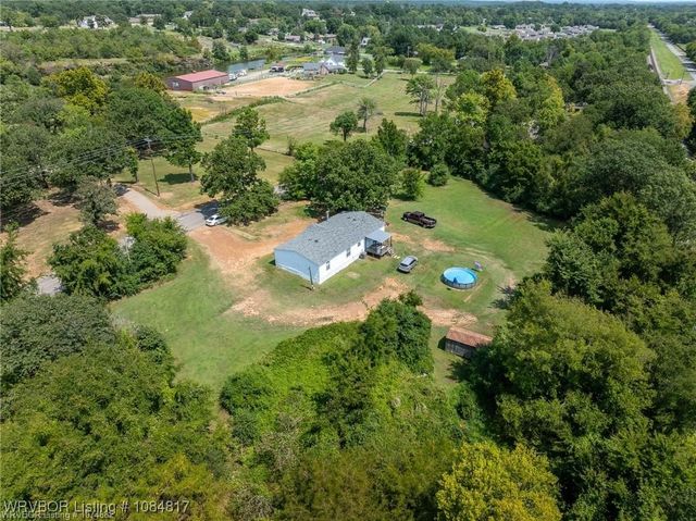 511 Mayfield Drive, Roland, OK 74954