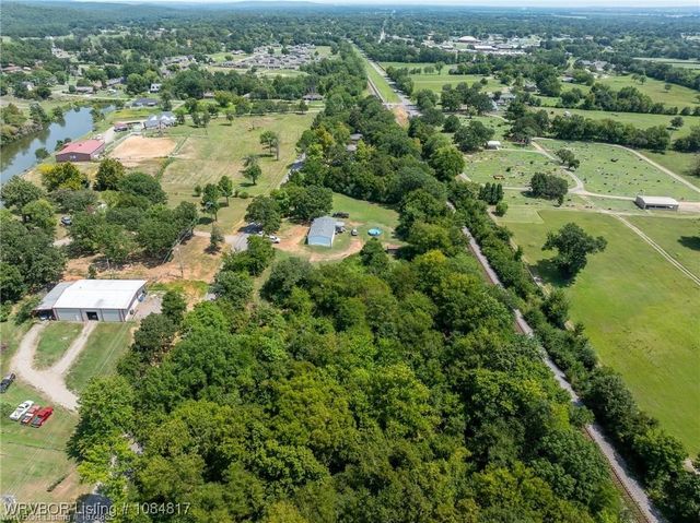 511 Mayfield Drive, Roland, OK 74954