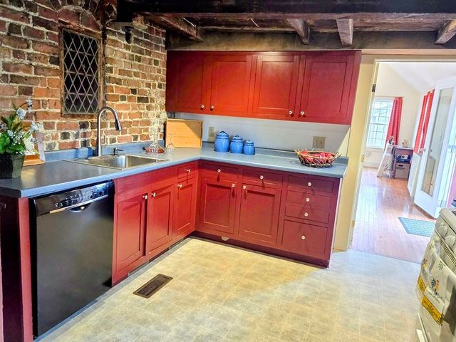 790 E Broadway, Haverhill, MA 01830