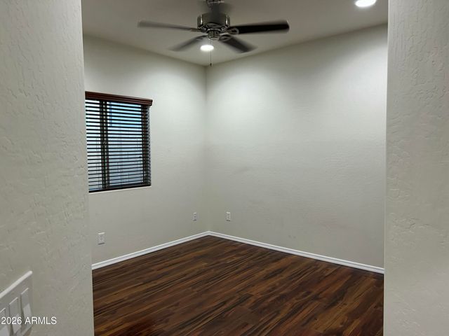 1019 W Spur Drive, Phoenix, AZ 85085