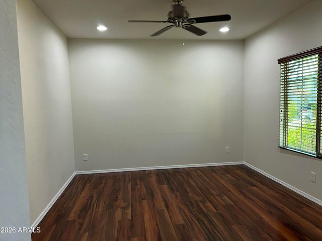 1019 W Spur Drive, Phoenix, AZ 85085