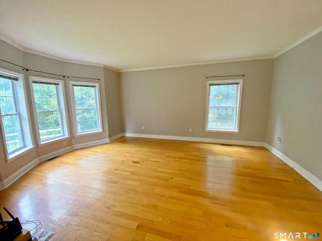 279 South Georges Hill Road, Southbury, CT 06488