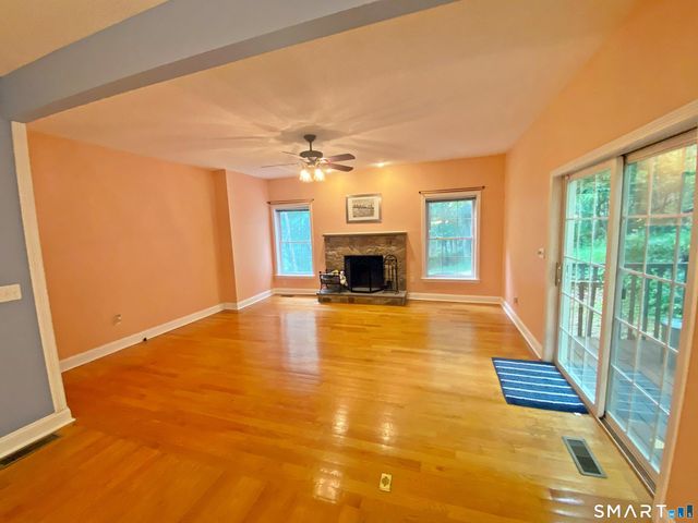 279 South Georges Hill Road, Southbury, CT 06488