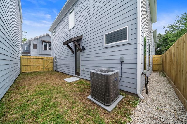 7510 Sandle Street, Houston, TX 77088