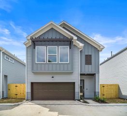 7510 Sandle Street, Houston, TX 77088