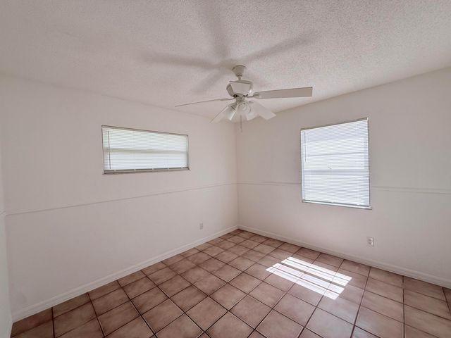 2315 86th Drive, Vero Beach, FL 32966