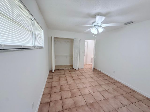 2315 86th Drive, Vero Beach, FL 32966