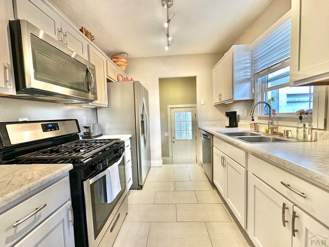 411 E Routt Ave, Pueblo, CO 81004