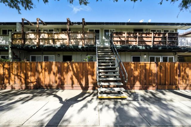 3015 Los Prados Street 114, San Mateo, CA 94403