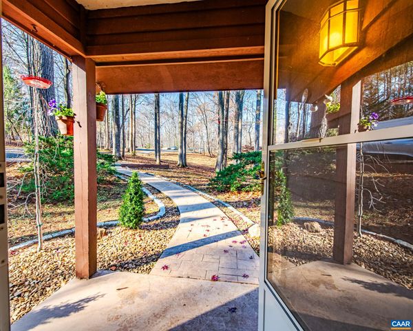 1190 TRILLIUM RD, Earlysville, VA 22936