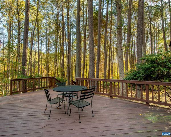 1190 TRILLIUM RD, Earlysville, VA 22936