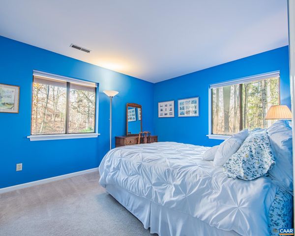 1190 TRILLIUM RD, Earlysville, VA 22936