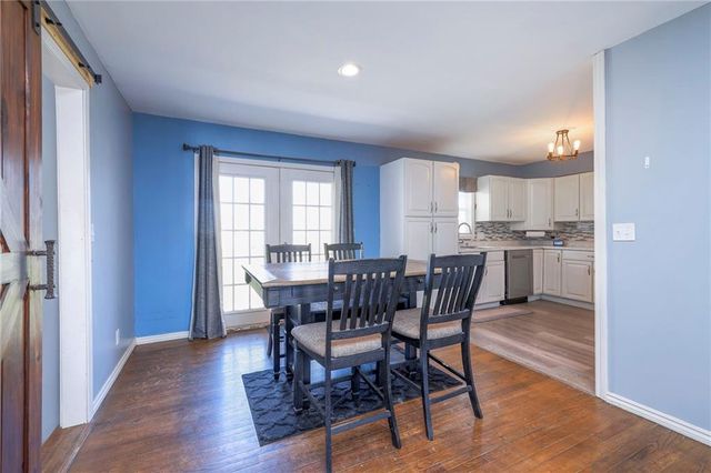 304 E South Street, Harrisonville, MO 64701