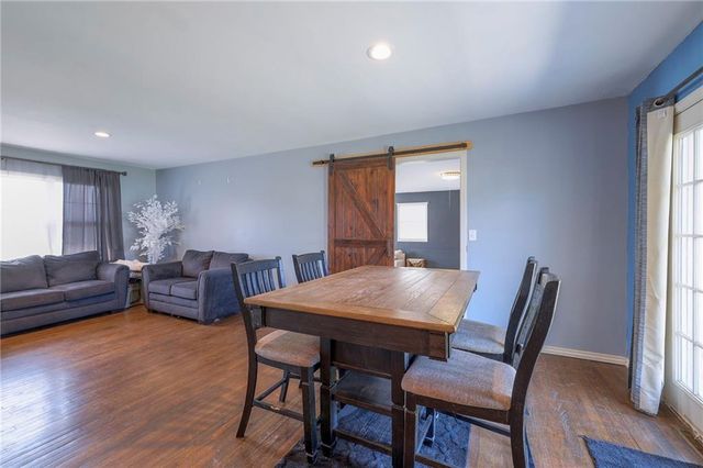 304 E South Street, Harrisonville, MO 64701