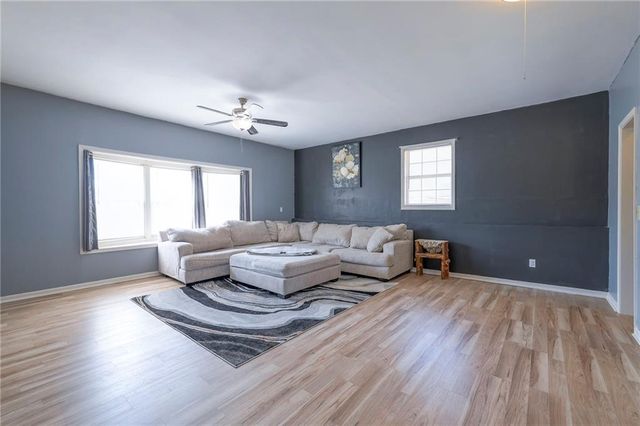 304 E South Street, Harrisonville, MO 64701