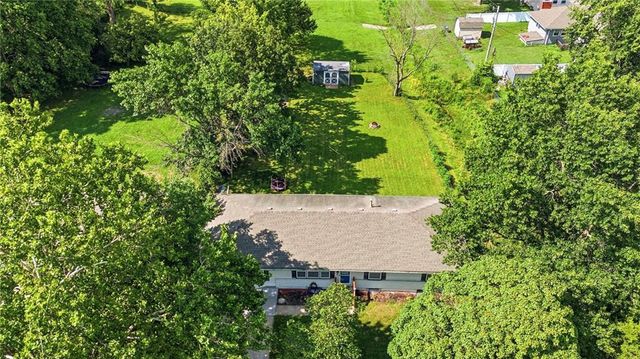 304 E South Street, Harrisonville, MO 64701