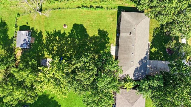 304 E South Street, Harrisonville, MO 64701
