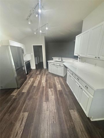 19815 River Breeze Drive, Tomball, TX 77375