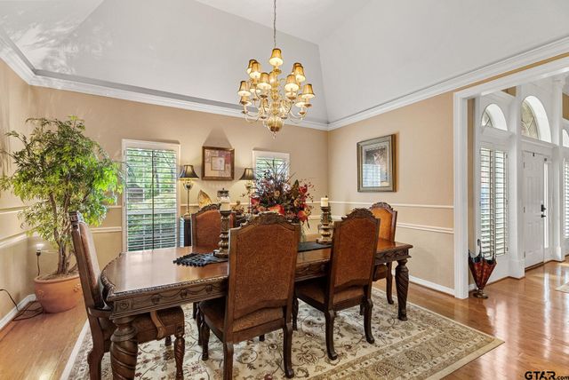 3621 Rock Creek Dr, Tyler, TX 75707