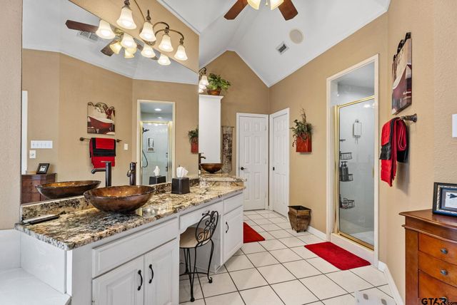 3621 Rock Creek Dr, Tyler, TX 75707
