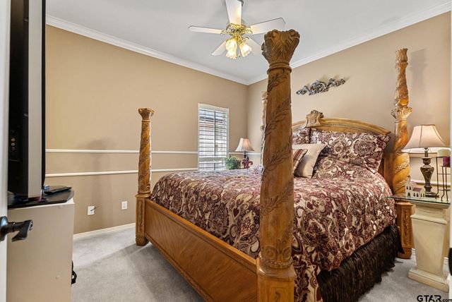 3621 Rock Creek Dr, Tyler, TX 75707