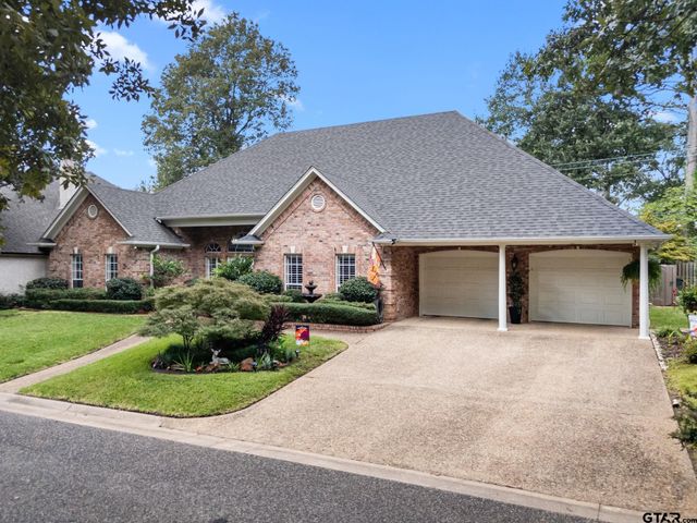 3621 Rock Creek Dr, Tyler, TX 75707