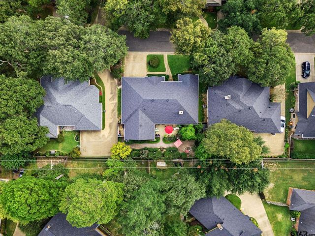 3621 Rock Creek Dr, Tyler, TX 75707