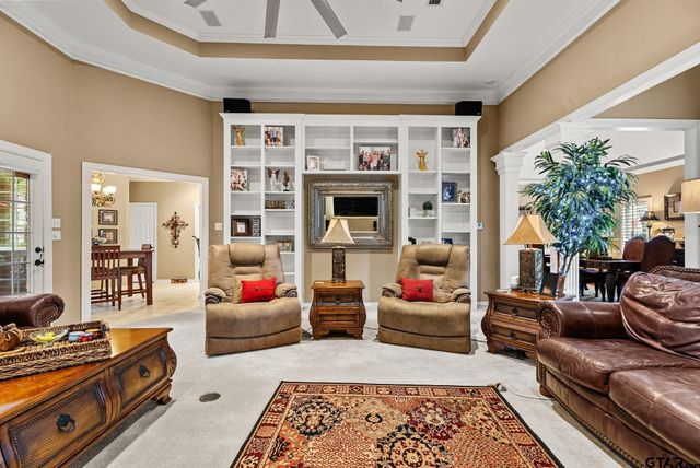 3621 Rock Creek Dr, Tyler, TX 75707