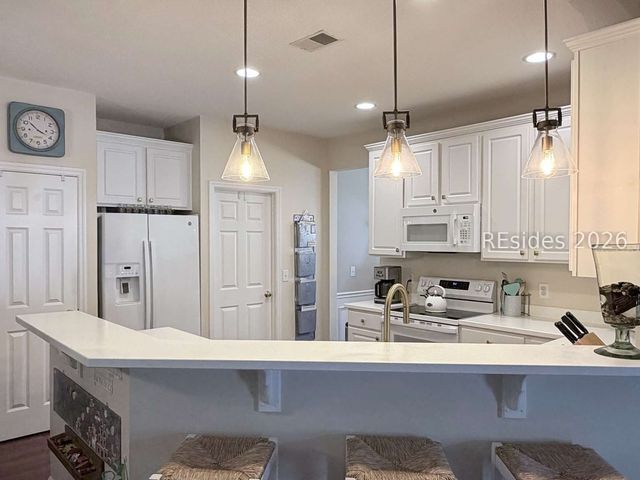 41 Kendall Dr, Bluffton, SC 29910