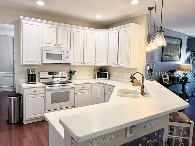 41 Kendall Dr, Bluffton, SC 29910