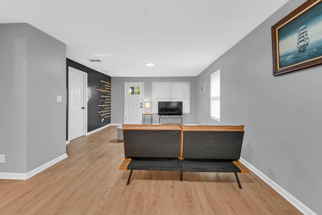 1011 Marquette Road, Lake Station, IN 46405
