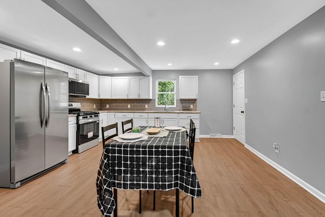1011 Marquette Road, Lake Station, IN 46405