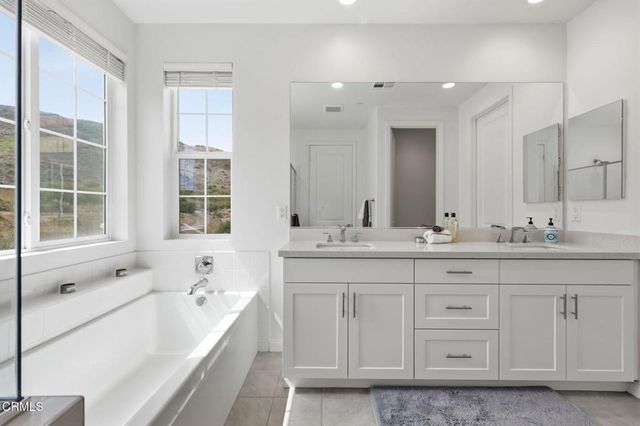 392 Fraser Point, Camarillo, CA 93012