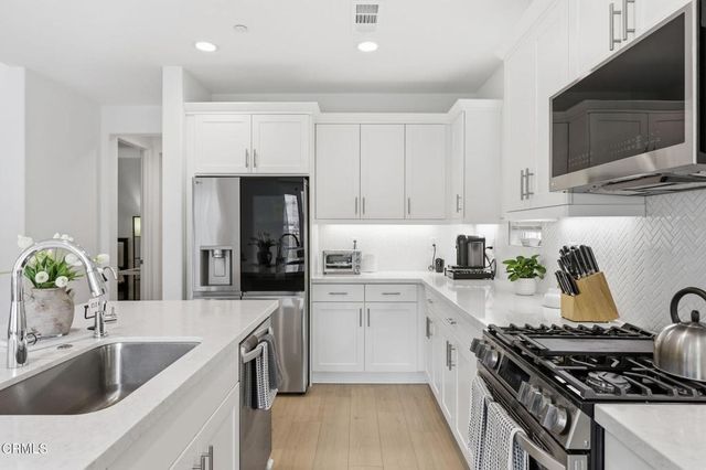 392 Fraser Point, Camarillo, CA 93012
