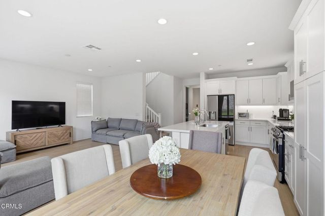 392 Fraser Point, Camarillo, CA 93012