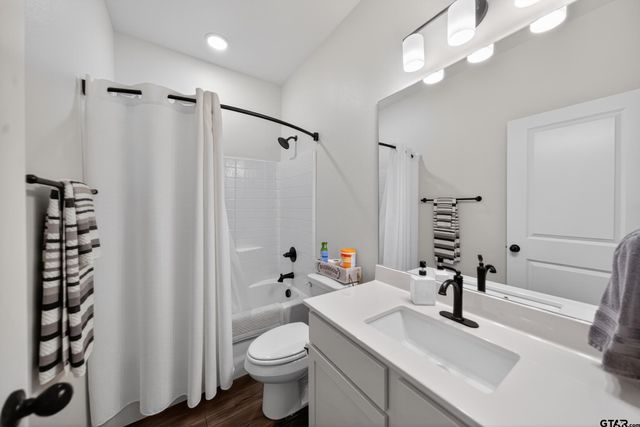 7836 Freestone Dr, Bullard, TX 75757