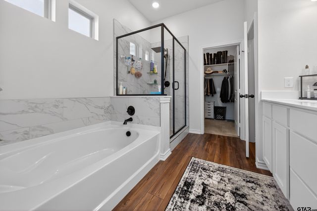 7836 Freestone Dr, Bullard, TX 75757