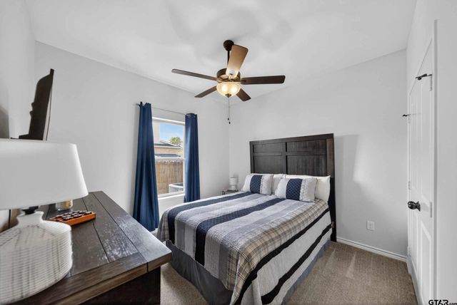 7836 Freestone Dr, Bullard, TX 75757