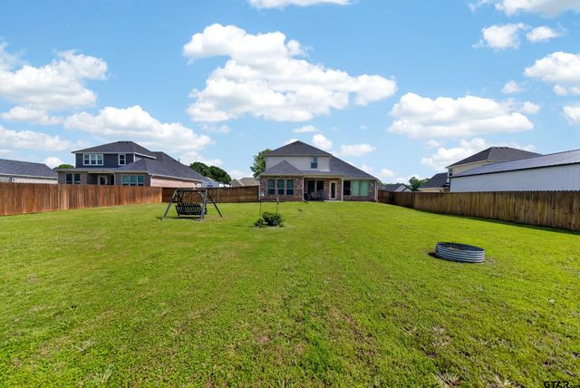 7836 Freestone Dr, Bullard, TX 75757